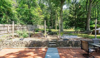 26 Mountainside Ave, Atlantic Highlands, NJ 07716