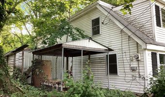 15 Campus Rd, Attleboro, MA 02703