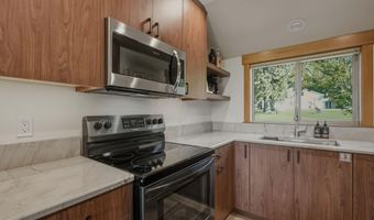 12900 Hawks Beard Lodge Condo 35/36, Black Butte Ranch, OR 97759