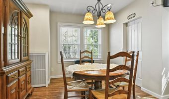 194 Gould Ave, Warwick, RI 02888