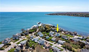 276 Bonnet Point Rd, Narragansett, RI 02882