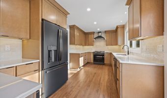 27 Tuttle Ct, Bethany, CT 06524