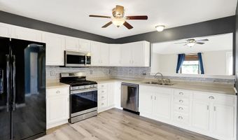 248 Eastview Dr, Bargersville, IN 46106