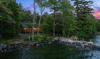 116 Big Barndoor Is, Alton, NH 03810