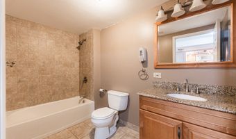 1205 N Scarlet Dr, Addison, IL 60101