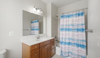 20920 ASHBURN HEIGHTS Dr, Ashburn, VA 20148