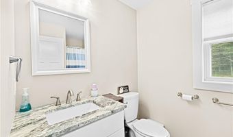 8 Big River Rd, Coventry, RI 02816