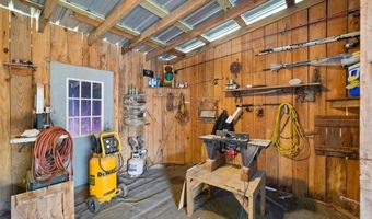 215 Erwin Rd, Adairsville, GA 30103