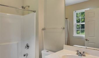 284 Broadstone Dr, Adams Twp., PA 16046