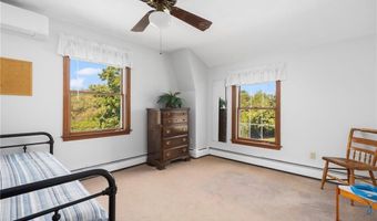 227 Prospect Ave, Middletown, RI 02842