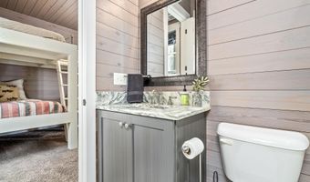 32 NARROWS Pt, Alexander City, AL 35010