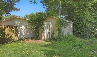 2408 Edwards St, Alton, IL 62002