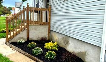 51 WARREN Ave, Bellmawr, NJ 08031