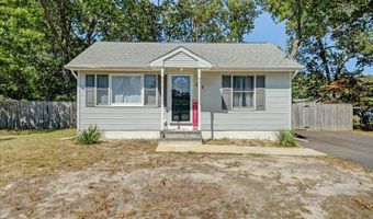215 Laurel Dr, Bayville, NJ 08721