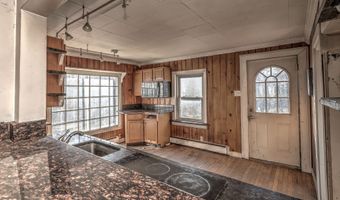 298 Wooding Hill Rd, Bethany, CT 06524