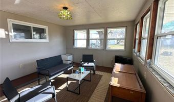 505 NW Bergen St, Adams, MN 55909