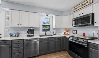 4241 Wedgewood Dr, Austintown, OH 44511