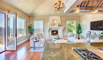 1340 Crestmont Dr, Angwin, CA 94508