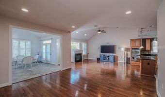 117 HARVESTER Dr, Lake Frederick, VA 22630