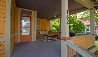 162 N Monroe St, Alderson, WV 24910