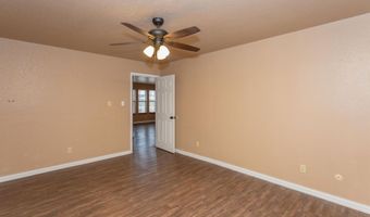 2105 W Briscoe Ave, Artesia, NM 88210