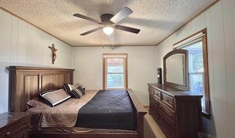 1311 N 9th St, Arkansas City, KS 67005