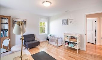 100 E View Ave, Cranston, RI 02920