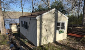 19 Lakeview Dr, Colchester, CT 06415