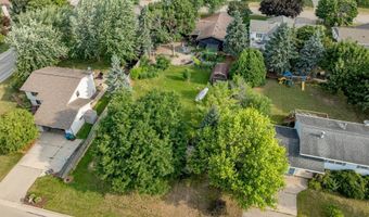 2130 W JONATHON Dr, Appleton, WI 54914