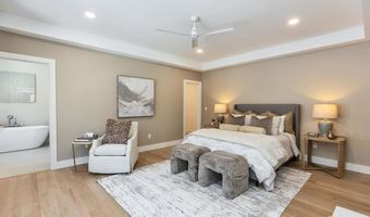 14 Overlook Cir, Auburn, NH 03032