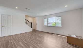 571 Greenbriar Townhouse Way, Las Vegas, NV 89121