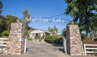 2026 E Lakeshore Dr, Agoura Hills, CA 91301