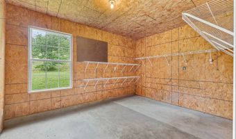 144 Riverview Dr, Anderson, MO 64831