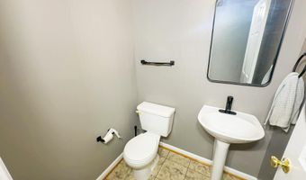 7822 QUILL POINT Dr, Bowie, MD 20720