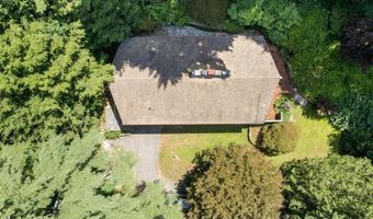172 Greenville Rd, North Smithfield, RI 02896
