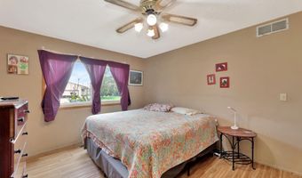 420 Renee Dr, Andover, KS 67002