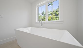 29 Westover Ln, Bow, NH 03304