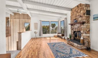 649 Bayview Dr, Aptos, CA 95003