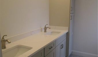 24 Murray Ave, North Kingstown, RI 02852
