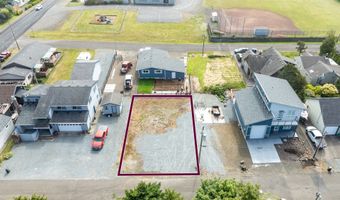 270 N DOLPHIN St, Rockaway Beach, OR 97136