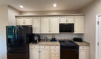 355 Woodside Ct, Batesville, IN 47006