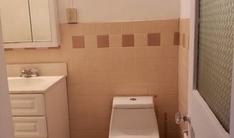 915 S Front St 2, Allentown, PA 18103