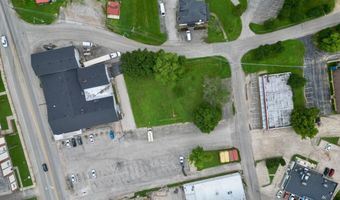 28 LUMBER St, Beattyville, KY 41311