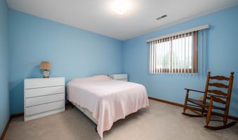 203 E 48th St, Anderson, IN 46013