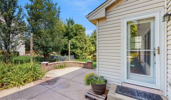 1291 White Chapel Ln, Algonquin, IL 60102