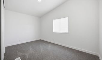400 14th St Unit 20, Benton City, WA 99320