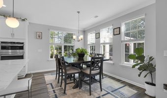 4142 Crest Ridge Ln, Boiling Springs, SC 29316