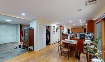 724 Greenville Ave, Johnston, RI 02919