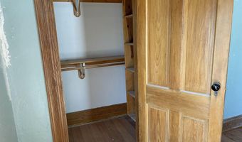 911 Pine St, Atlantic, IA 50022