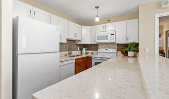 98-402 Koauka Loop 2204, Aiea, HI 96701